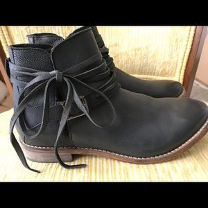 Free people studio city wraparound bootie Sz36